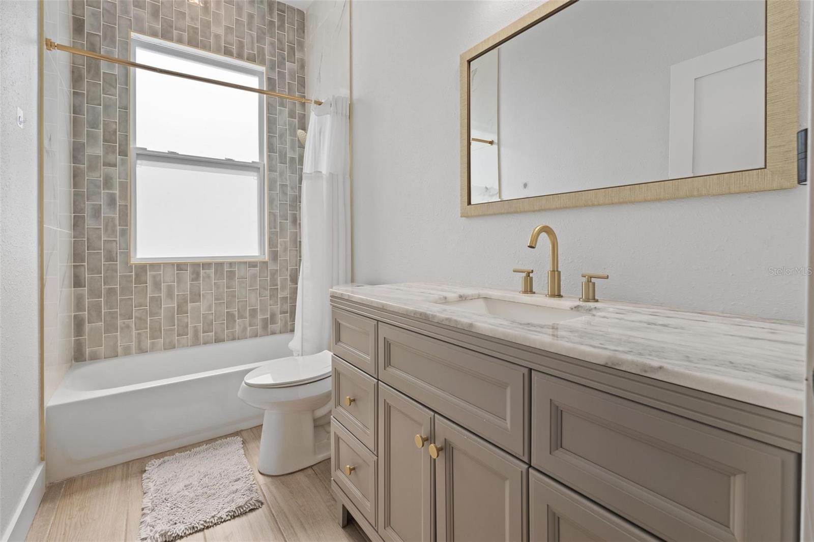 Image 31 of 38 For 1040 48th Avenue N