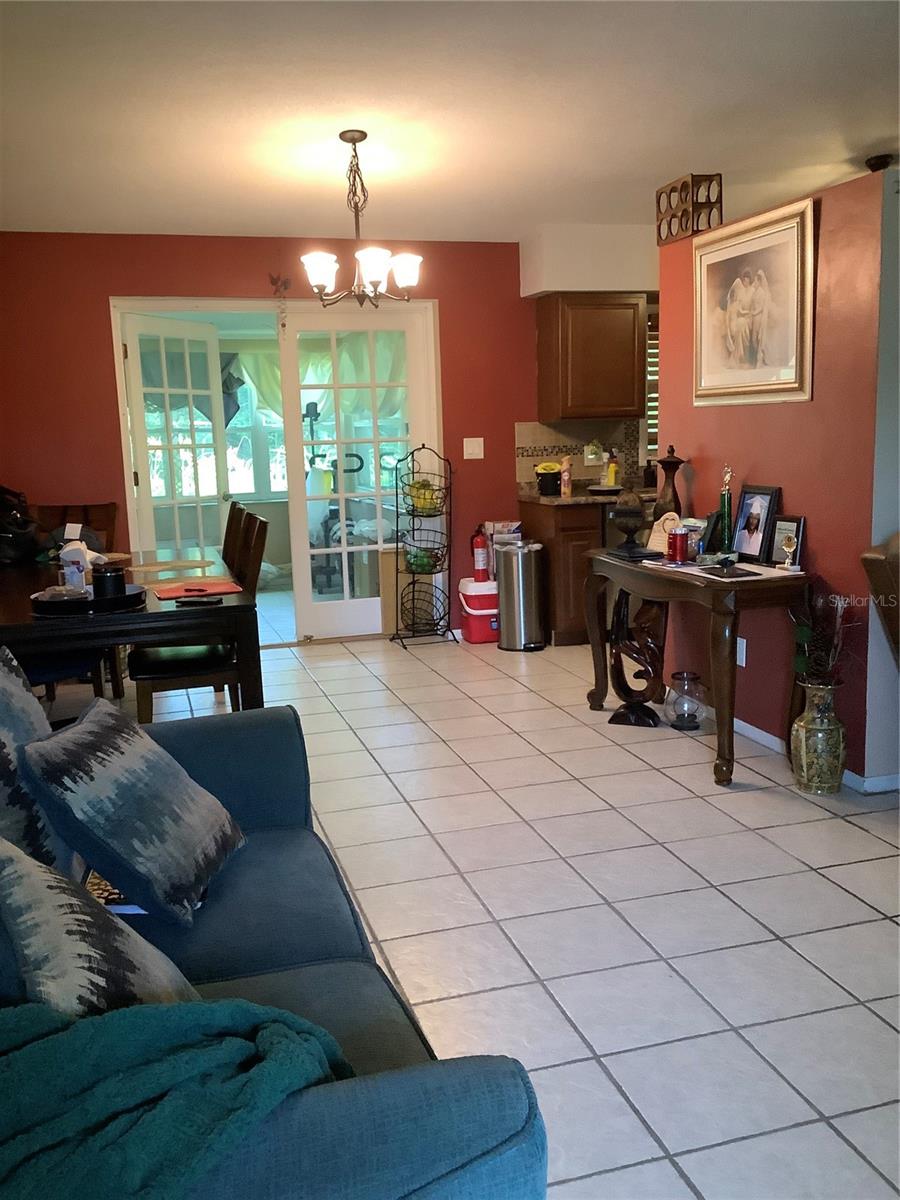 Image 3 of 24 For 819 62nd Avenue S