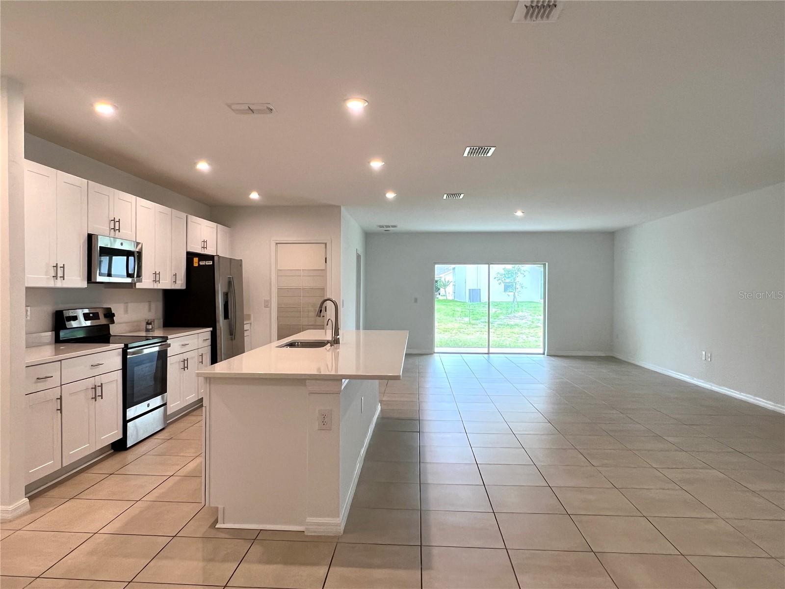 Image 8 of 23 For 5569 Tranquila Lane