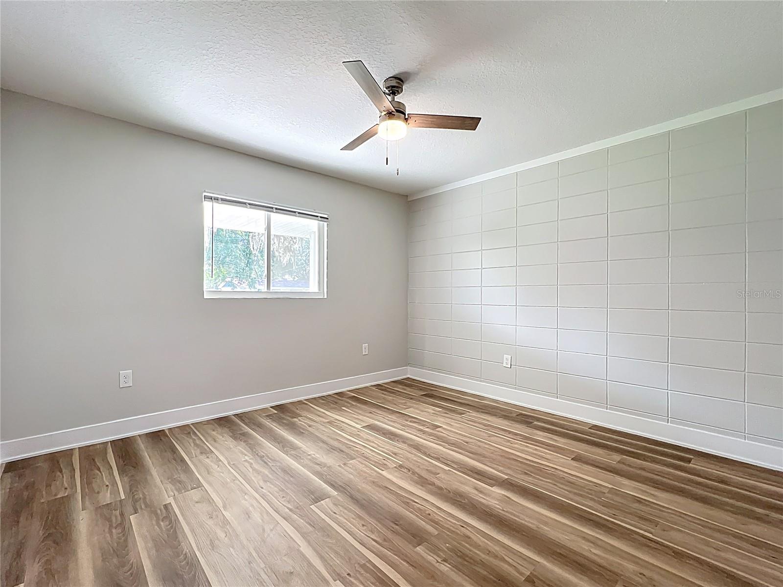 Image 19 of 27 For 1305 Eagle View Drive