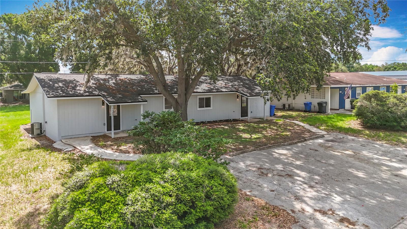Image 3 of 27 For 1305 Eagle View Drive