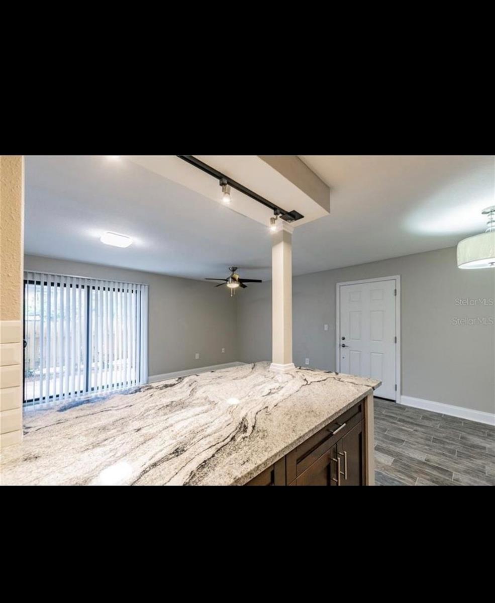 Image 3 of 12 For 3909 Cleveland Street 118