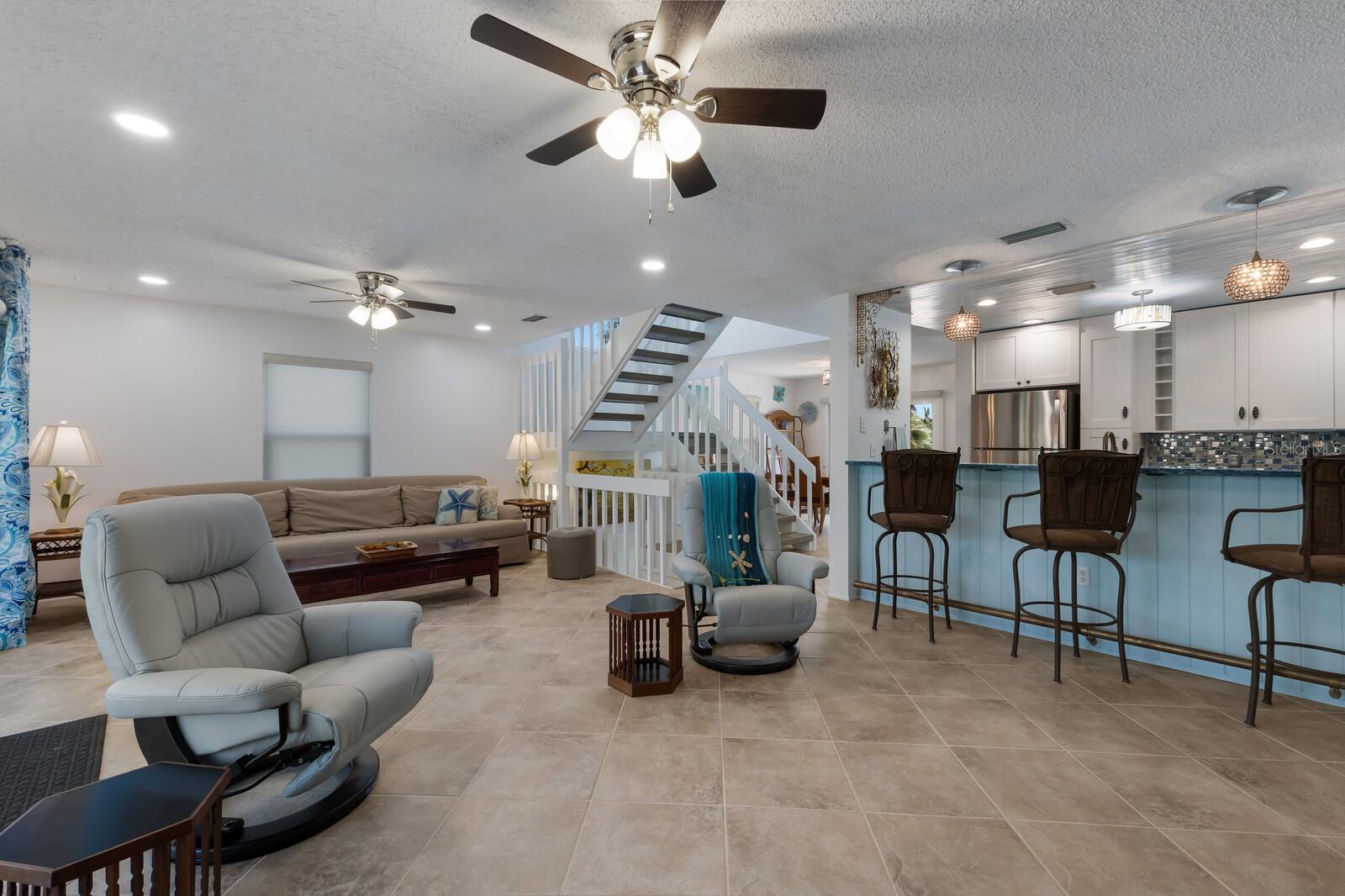 Image 14 of 46 For 6250 Holmes Boulevard 71