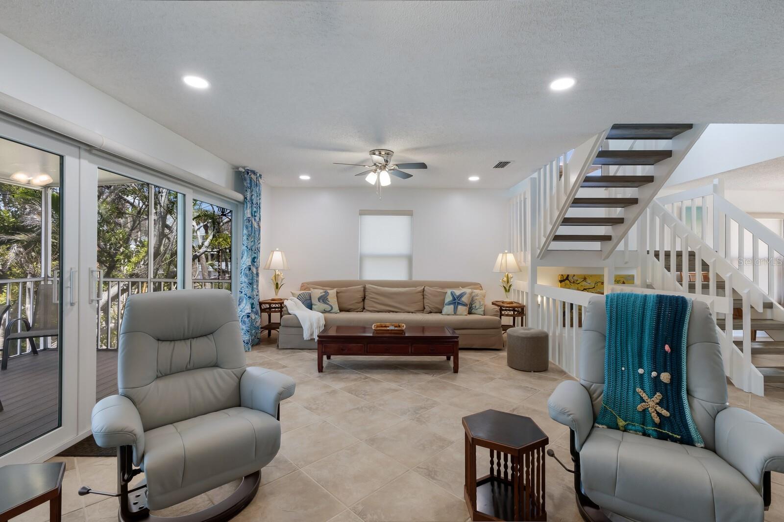 Image 16 of 46 For 6250 Holmes Boulevard 71