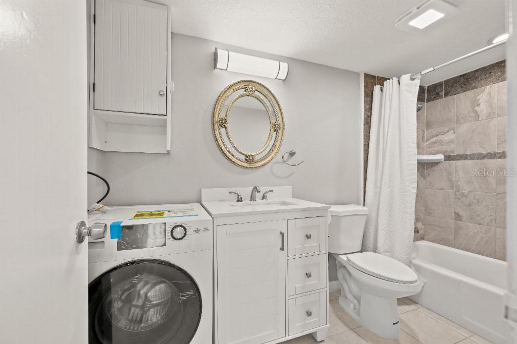 Image 6 of 15 For 10423 Carrollbrook Circle 102