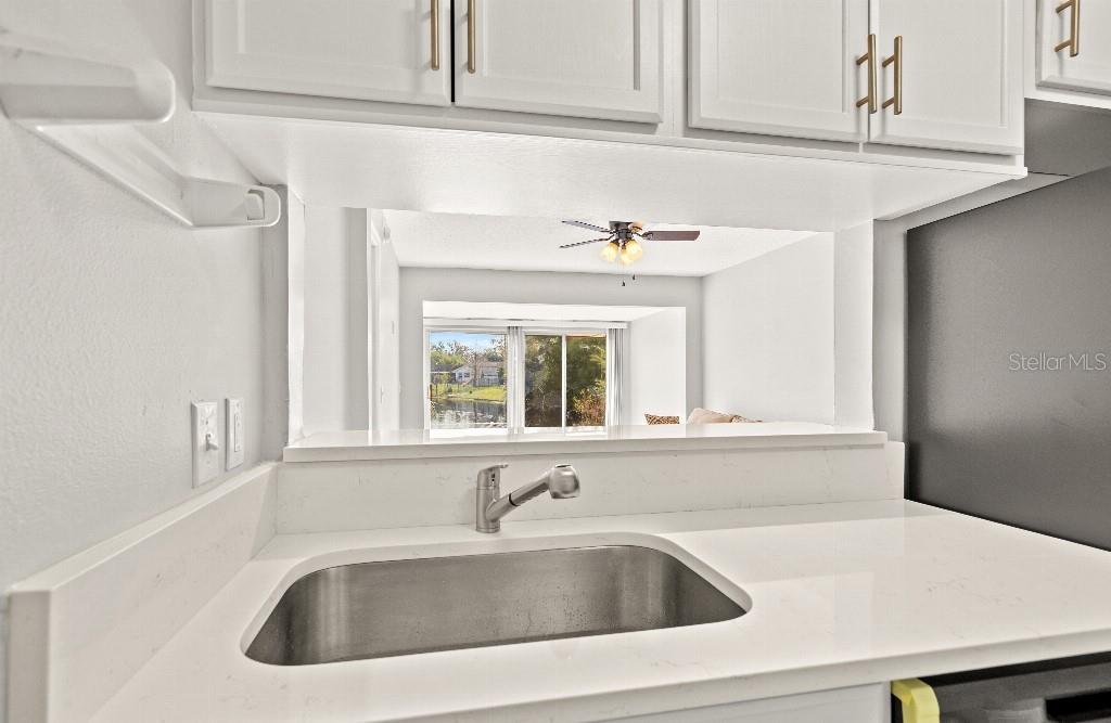 Image 8 of 15 For 10423 Carrollbrook Circle 102