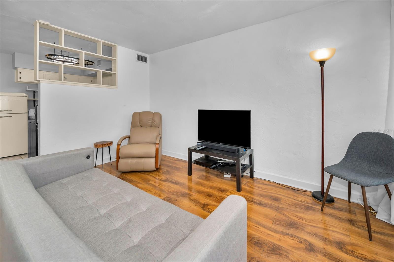 Image 12 of 57 For 5664 40th Terrace N 430