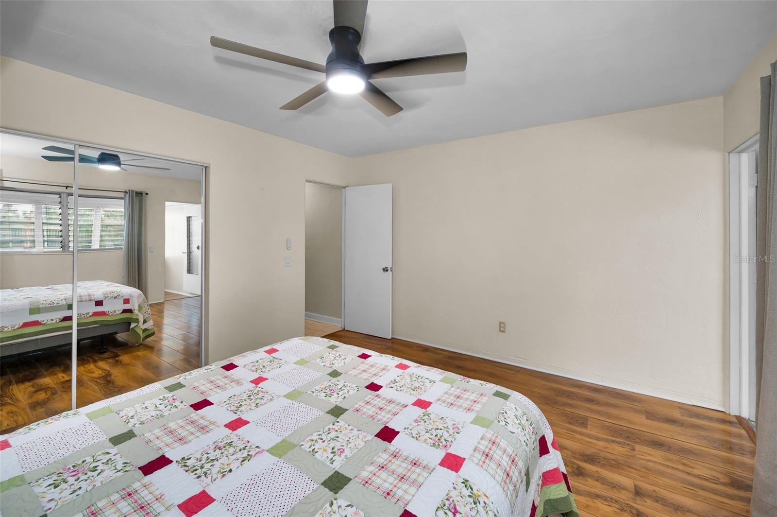 Image 24 of 57 For 5664 40th Terrace N 430