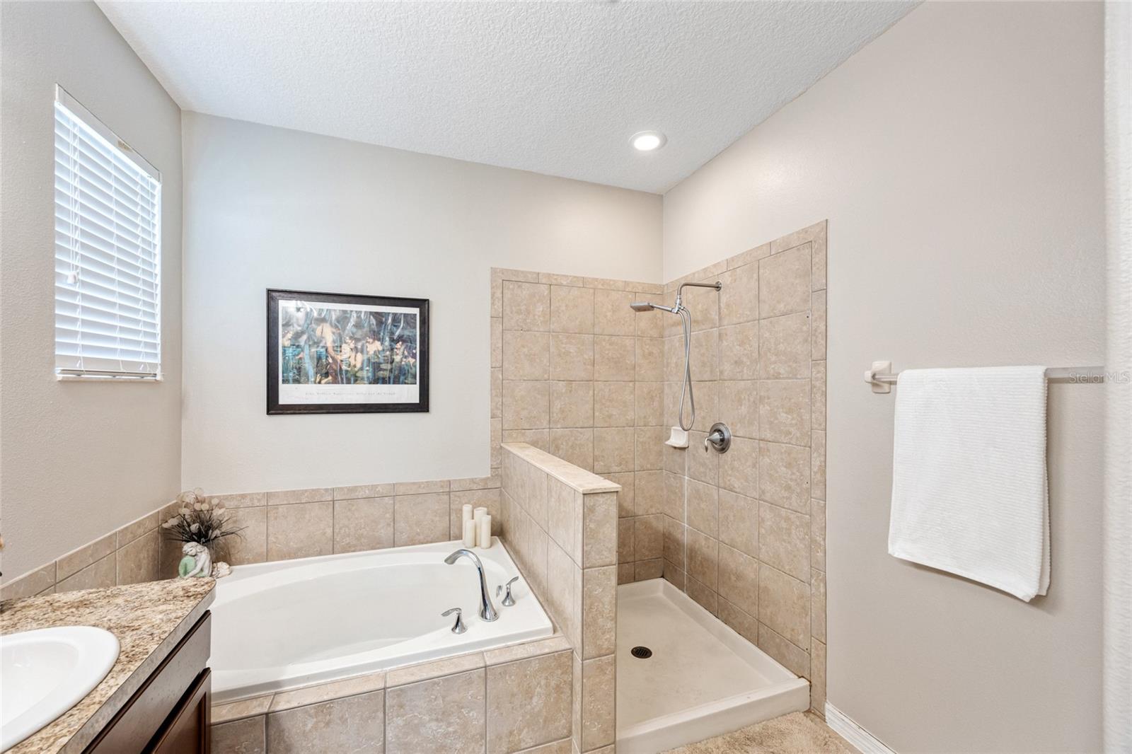 Image 16 of 39 For 523 19th Street Nw