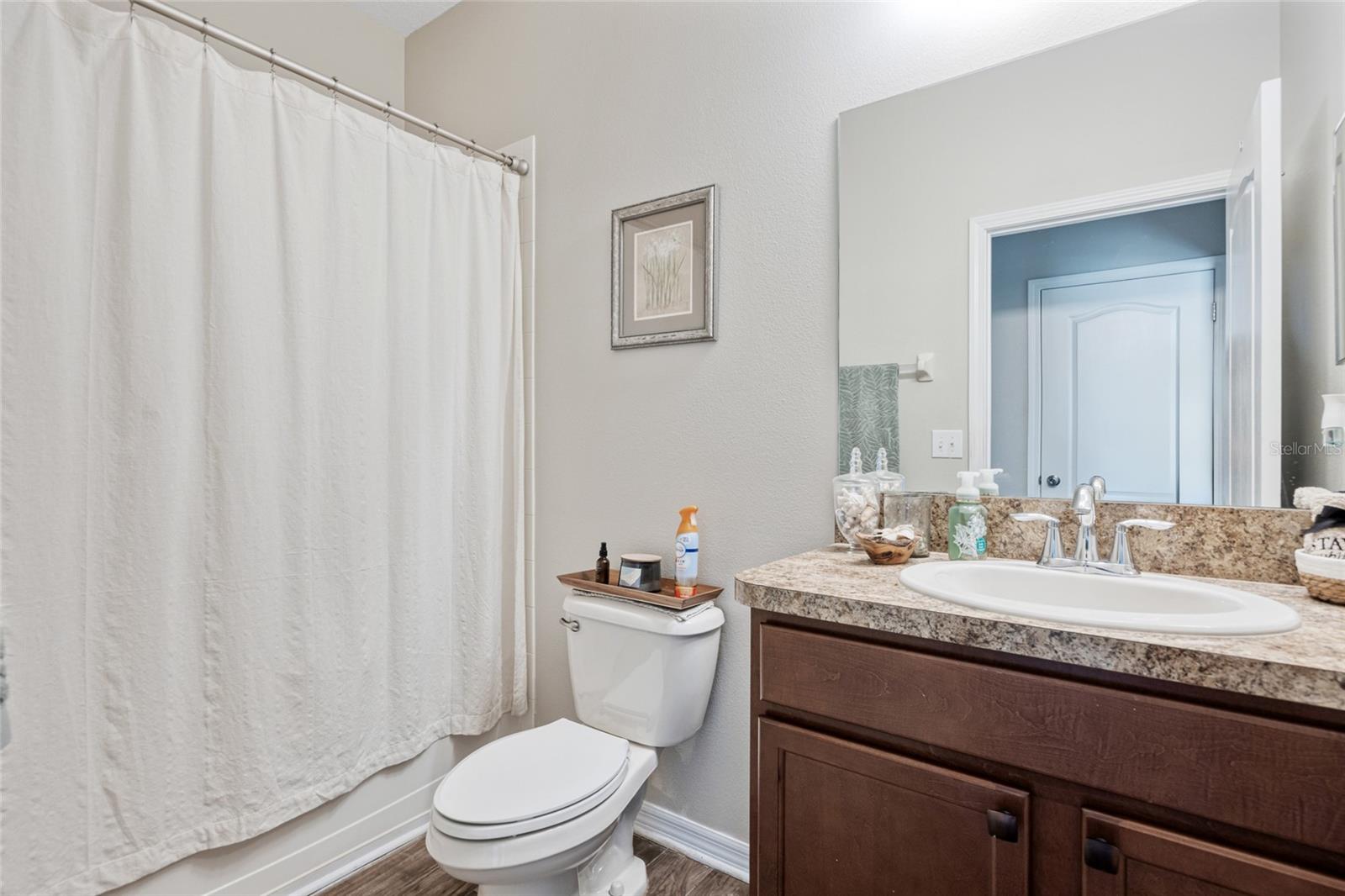 Image 20 of 39 For 523 19th Street Nw