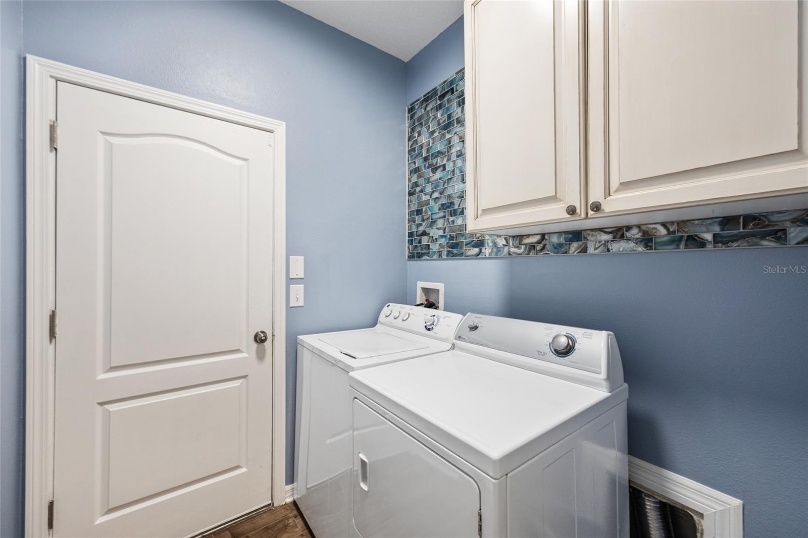 Image 23 of 39 For 523 19th Street Nw
