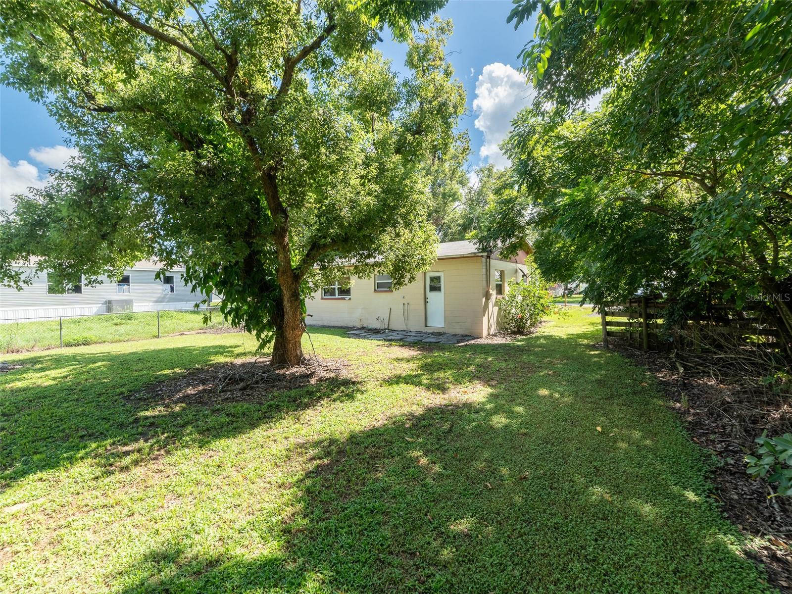 Image 14 of 16 For 335 Gardenia Road