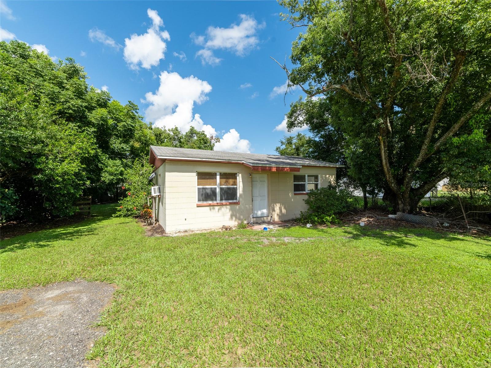 Image 4 of 16 For 335 Gardenia Road
