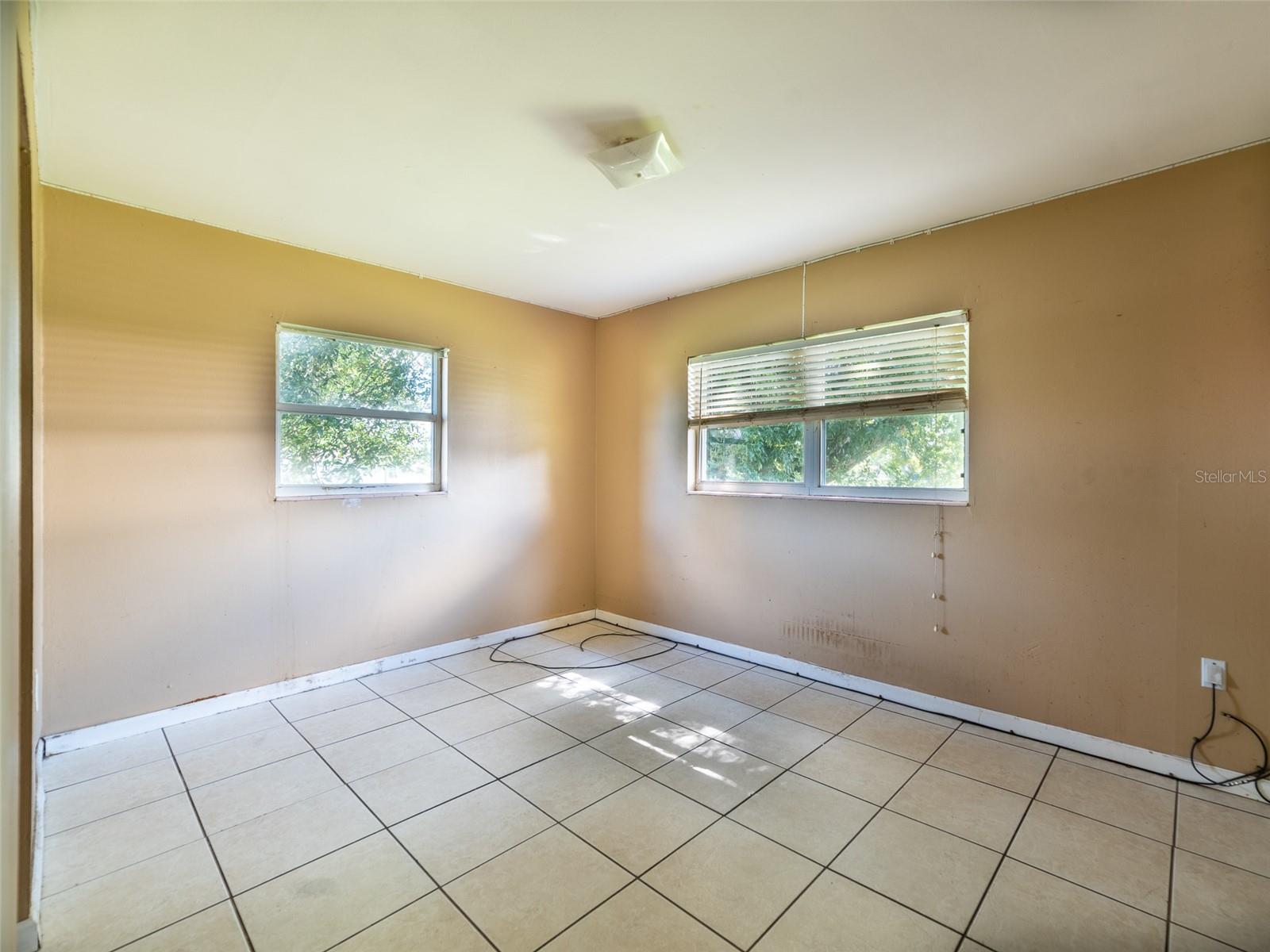 Image 9 of 16 For 335 Gardenia Road