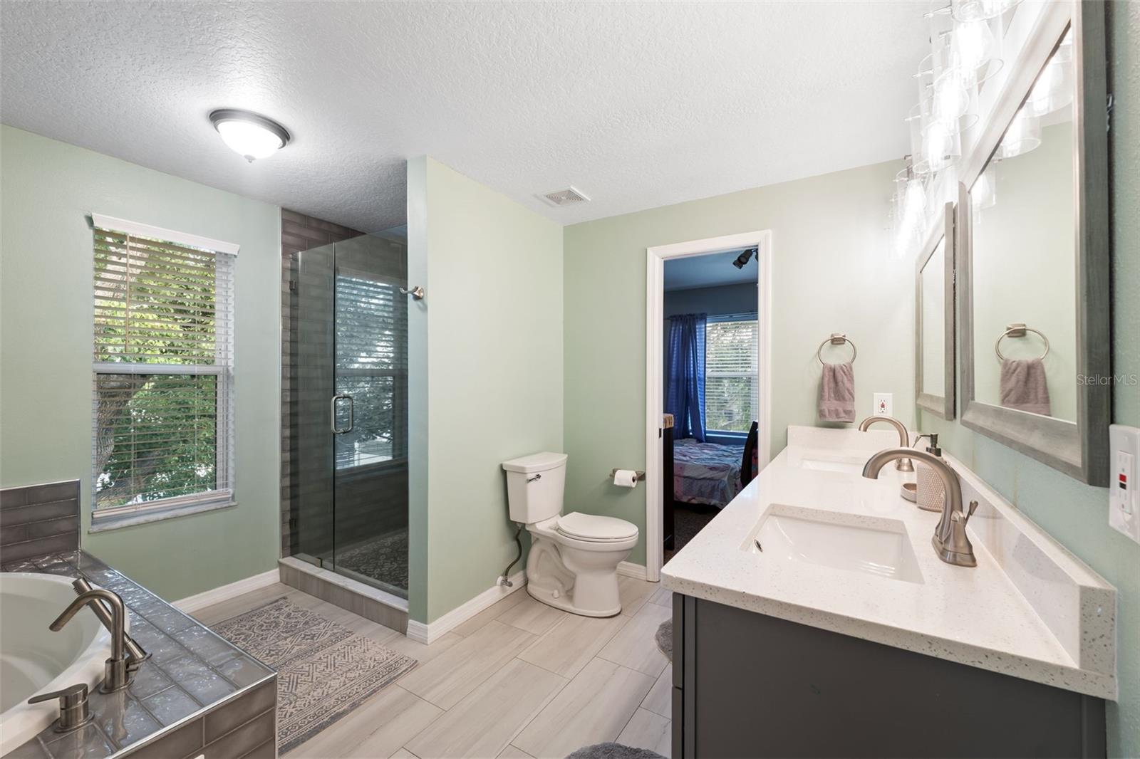 Listing photo id 34 for 9211 River Cove Drive