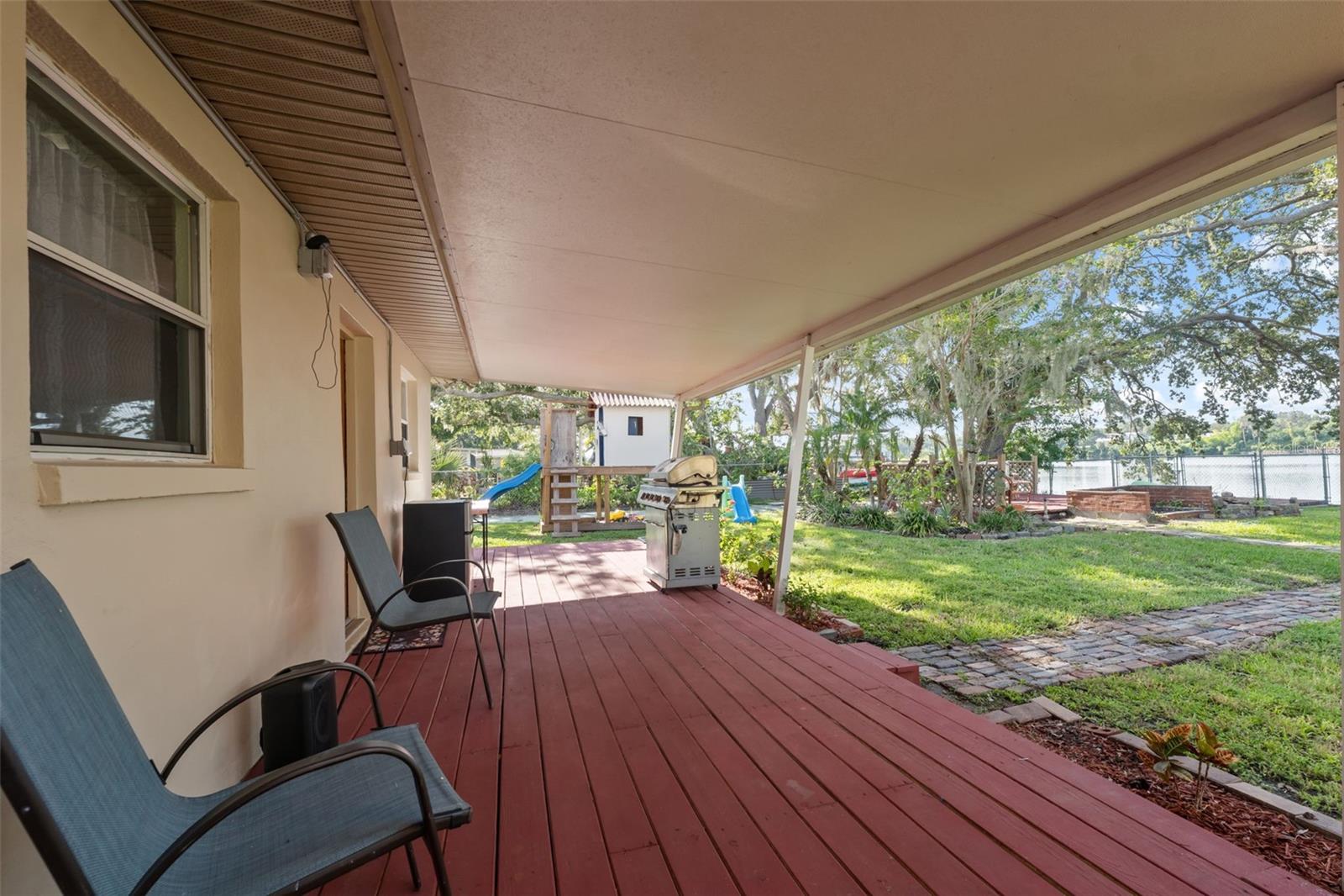 Listing photo id 43 for 9211 River Cove Drive