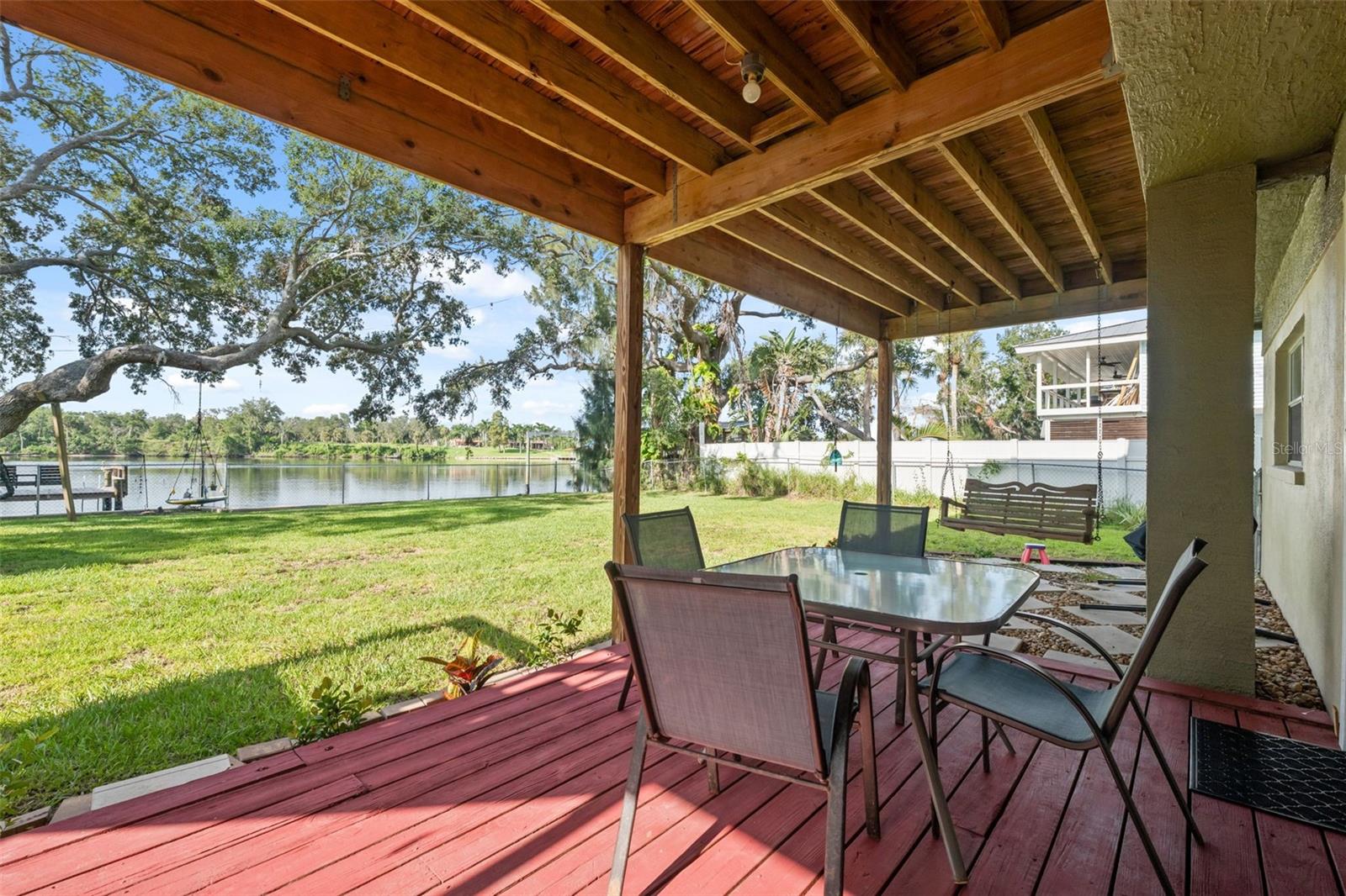 Listing photo id 44 for 9211 River Cove Drive