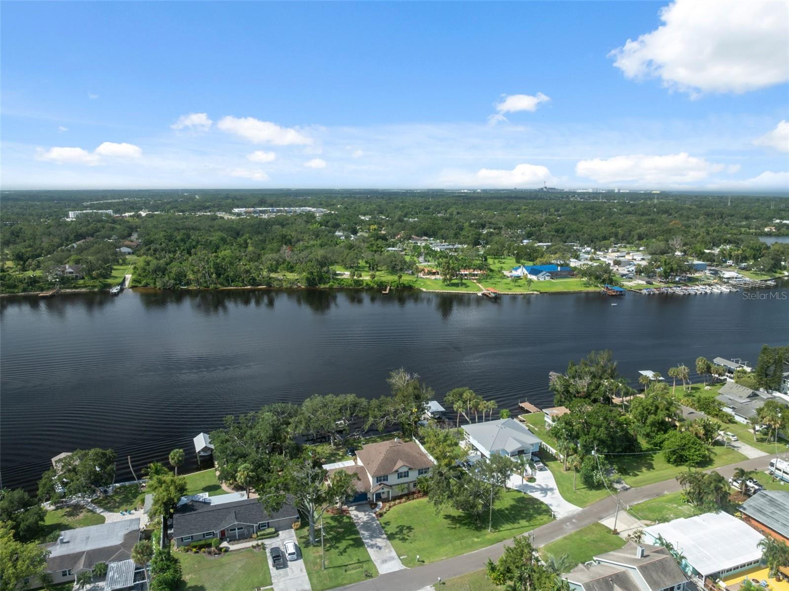 Listing photo id 60 for 9211 River Cove Drive