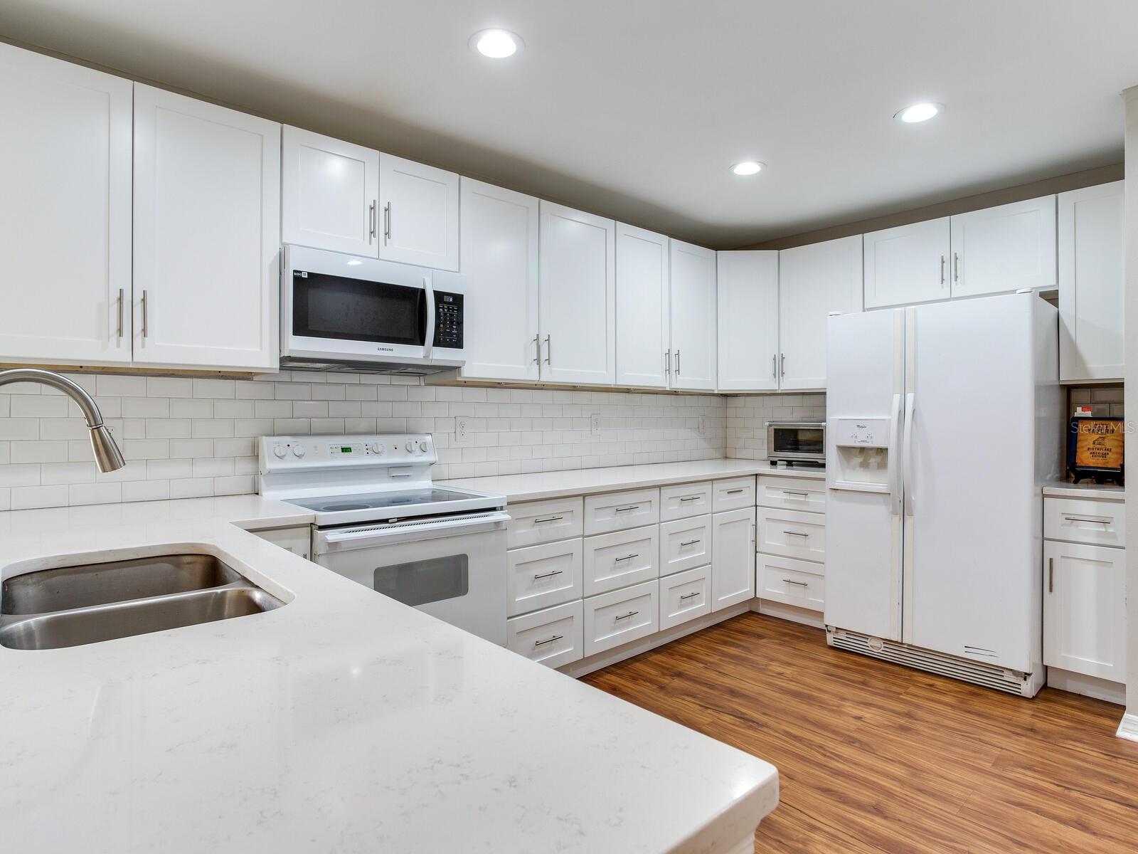 Image 17 of 38 For 13507 Palmwood Lane