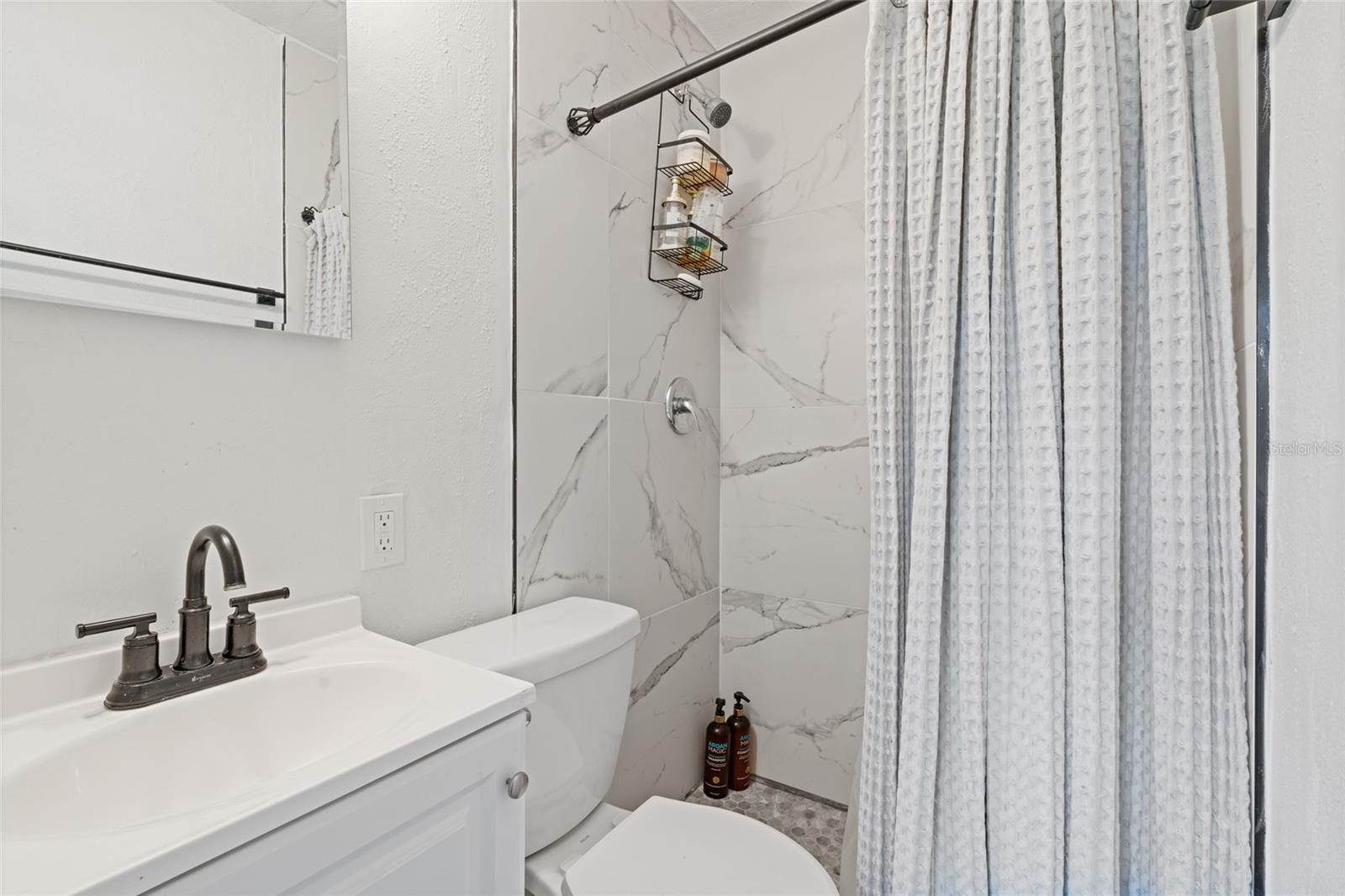 Image 18 of 25 For 3308 Van Buren Drive
