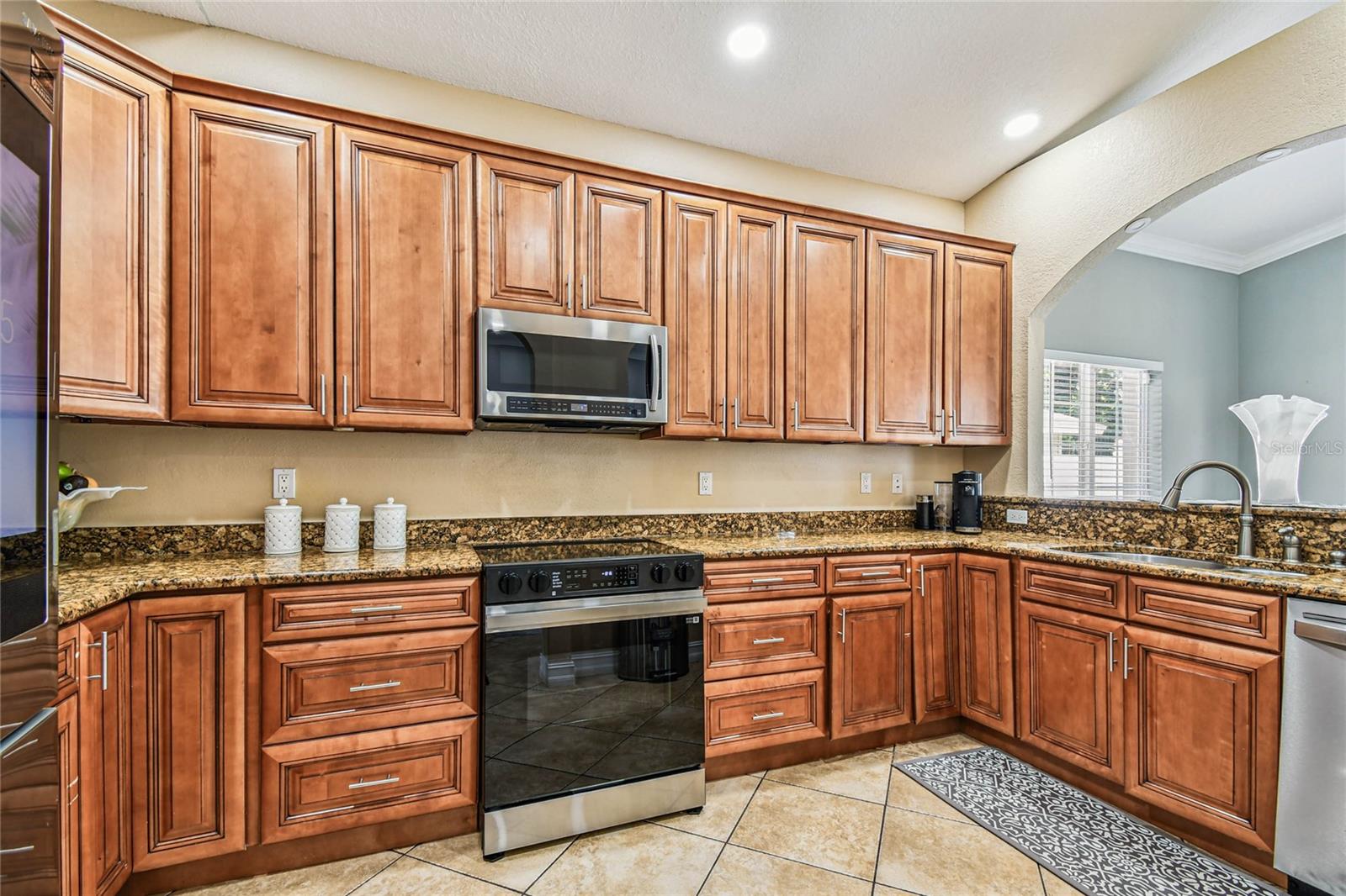 Image 15 of 60 For 3225 71st Avenue N
