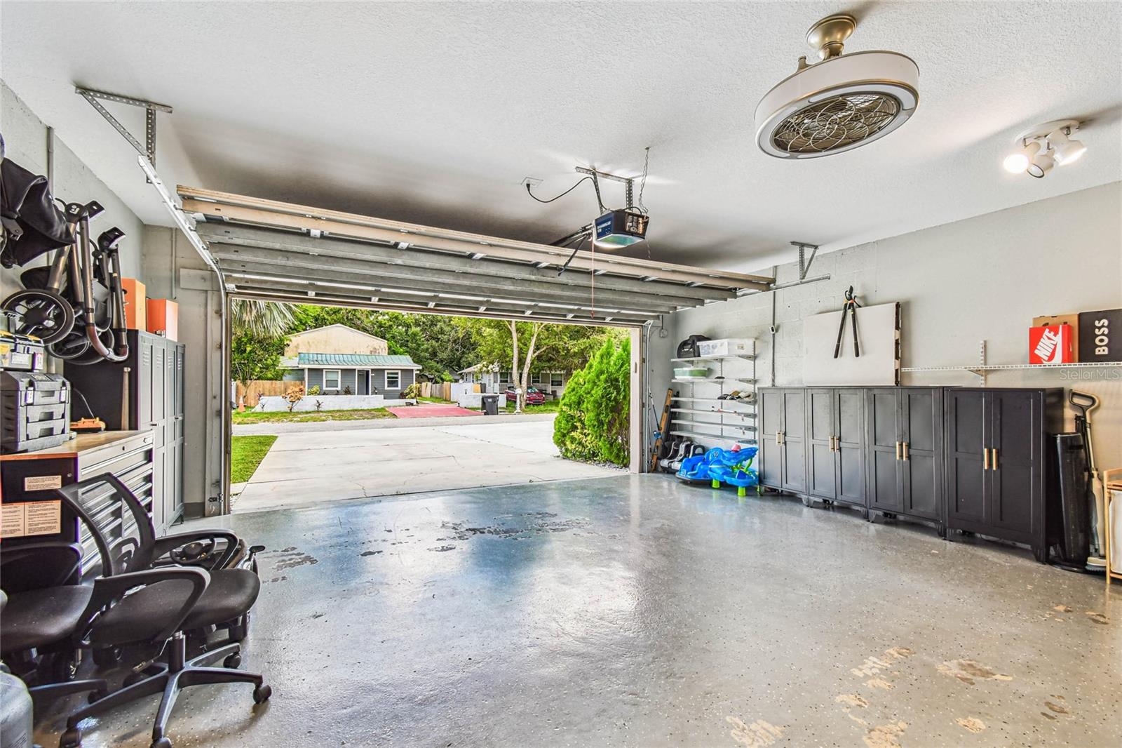Image 33 of 60 For 3225 71st Avenue N