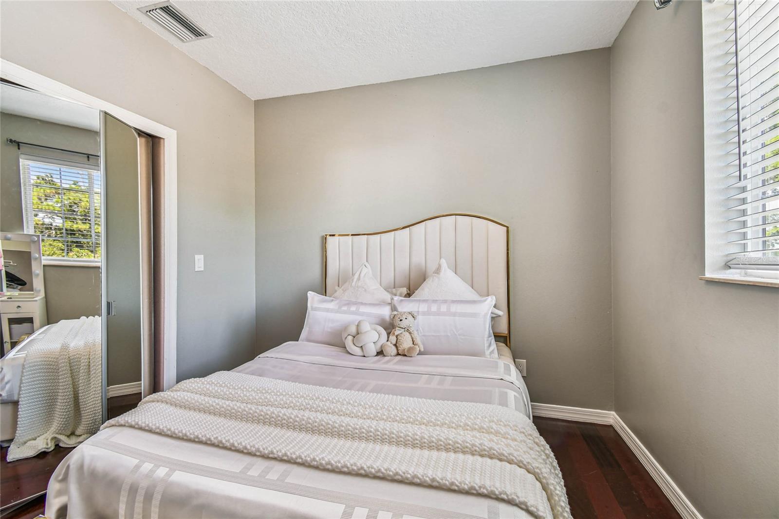 Image 42 of 60 For 3225 71st Avenue N