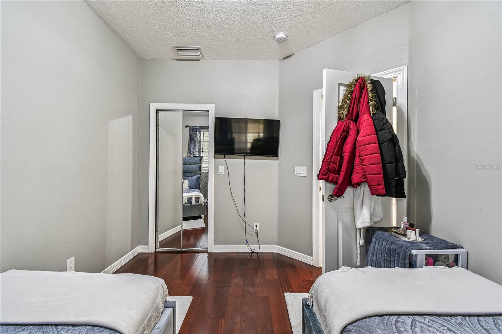 Image 45 of 60 For 3225 71st Avenue N