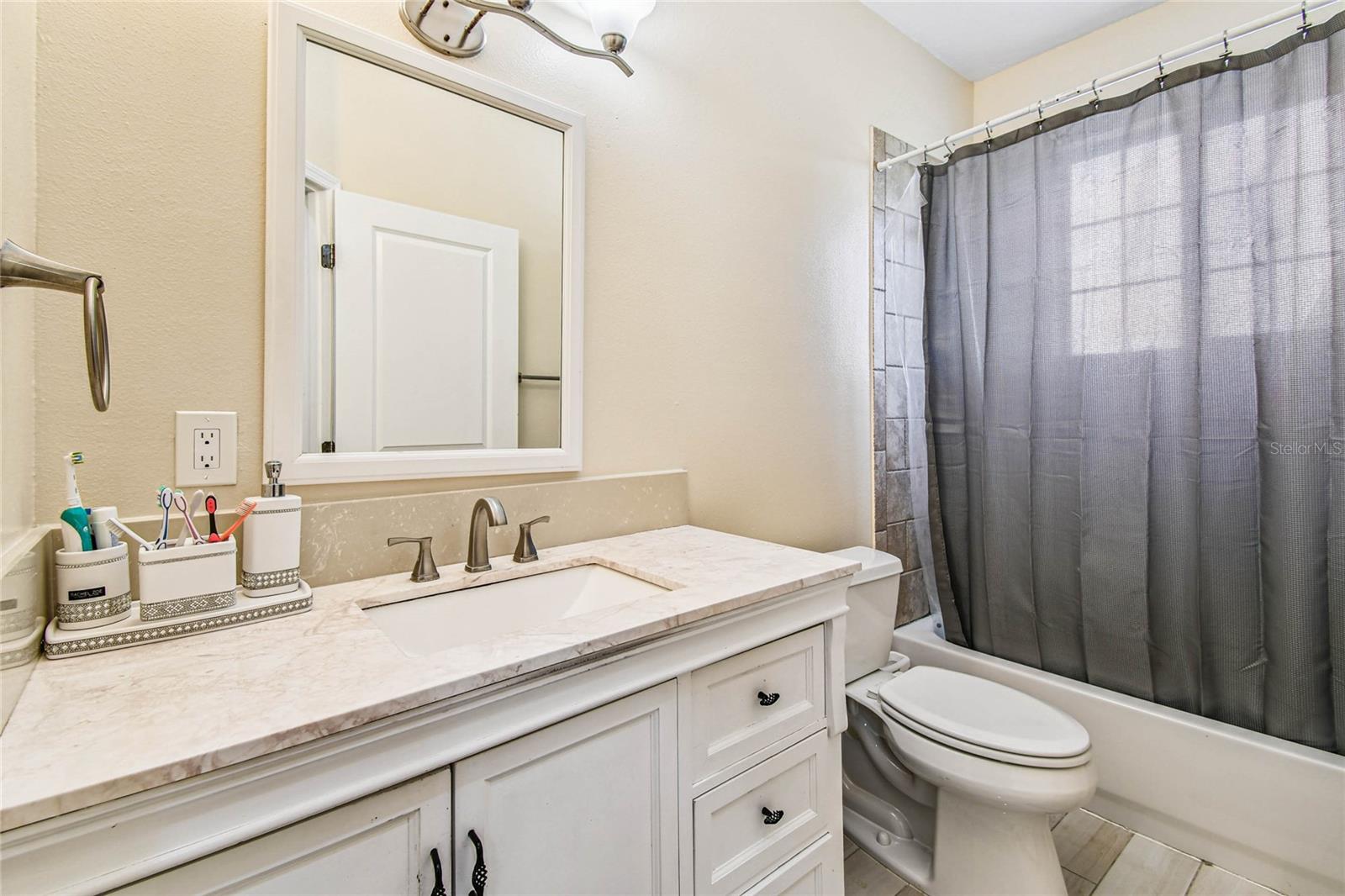 Image 46 of 60 For 3225 71st Avenue N