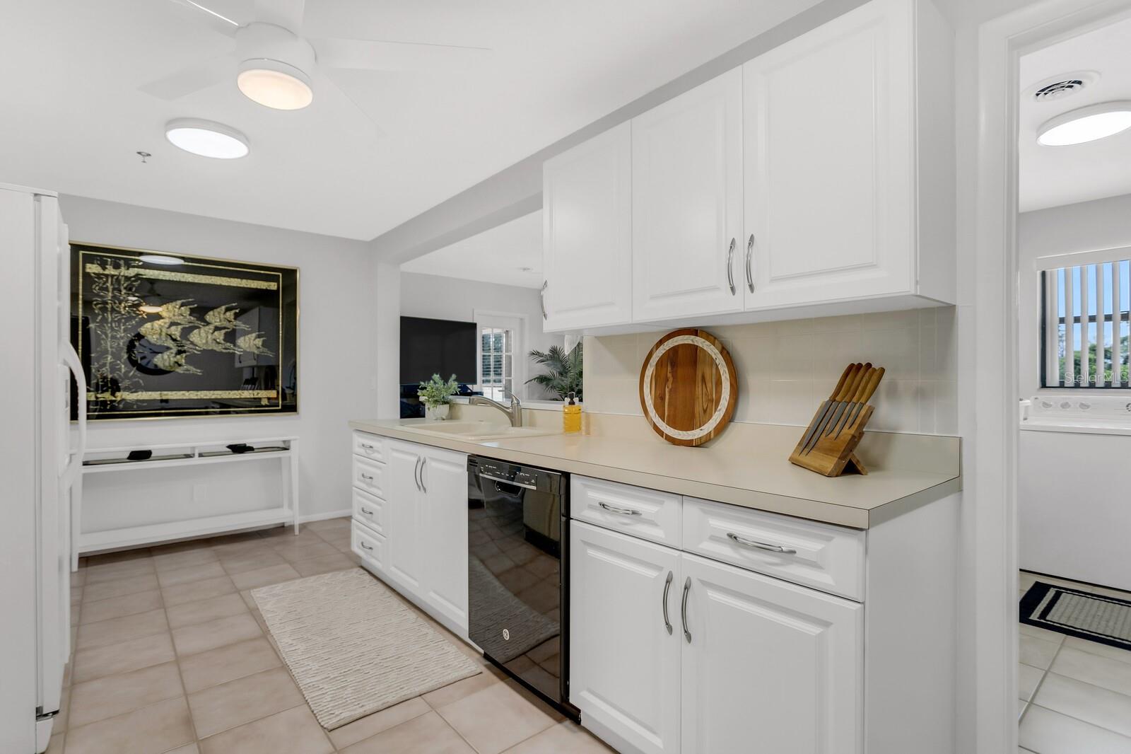 Image 30 of 78 For 8186 Terrace Garden Drive N 101