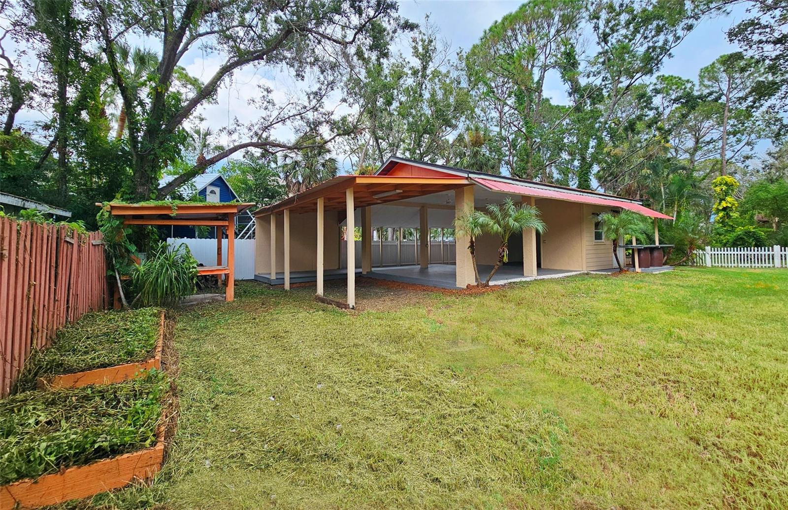 Image 3 of 42 For 3073 Duane Avenue