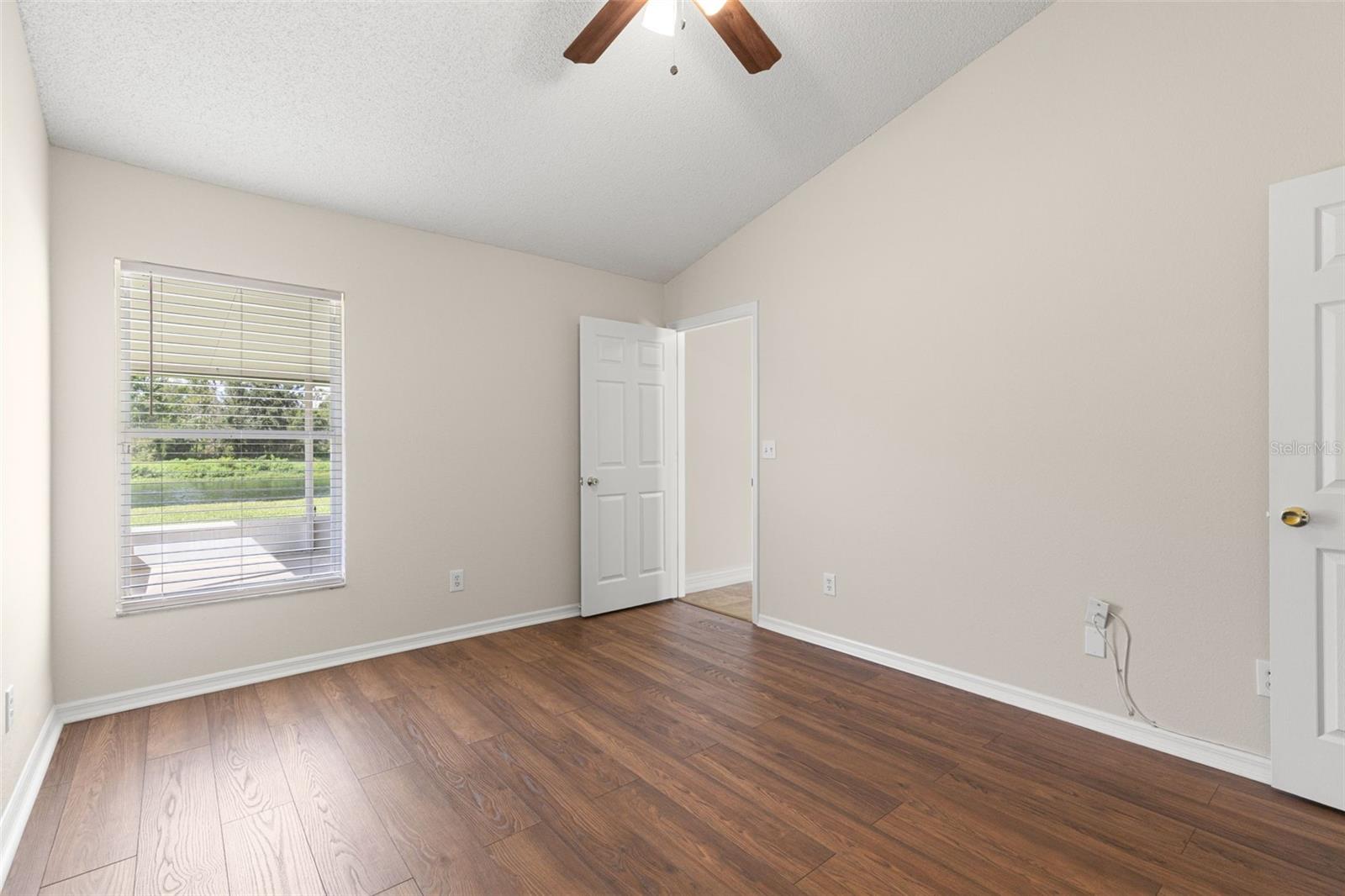 Image 14 of 36 For 29146 Crossland Drive