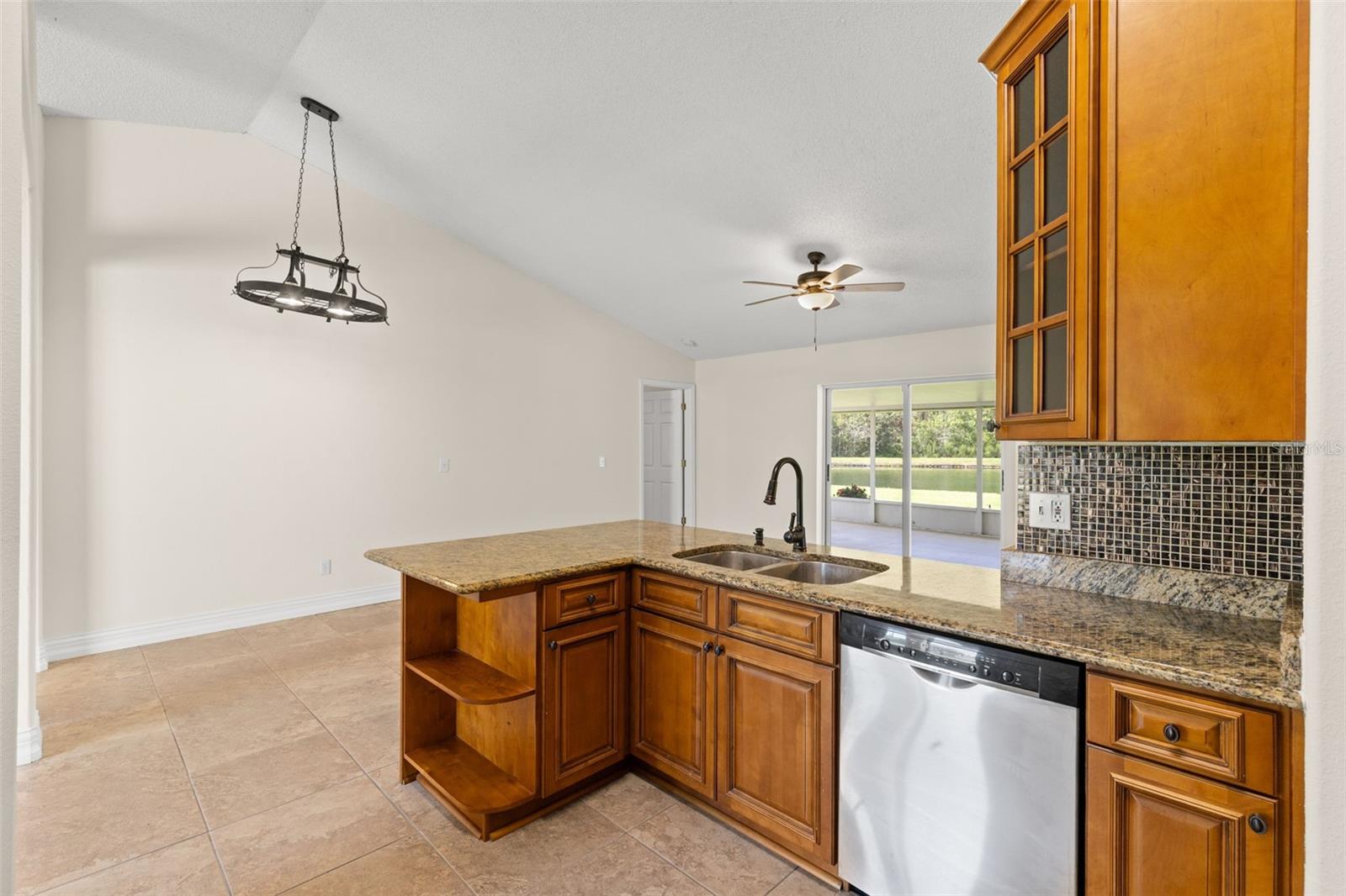 Image 9 of 36 For 29146 Crossland Drive