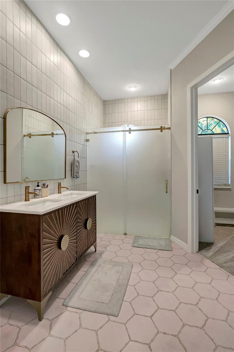 Image 21 of 73 For 9317 Lisbon Street