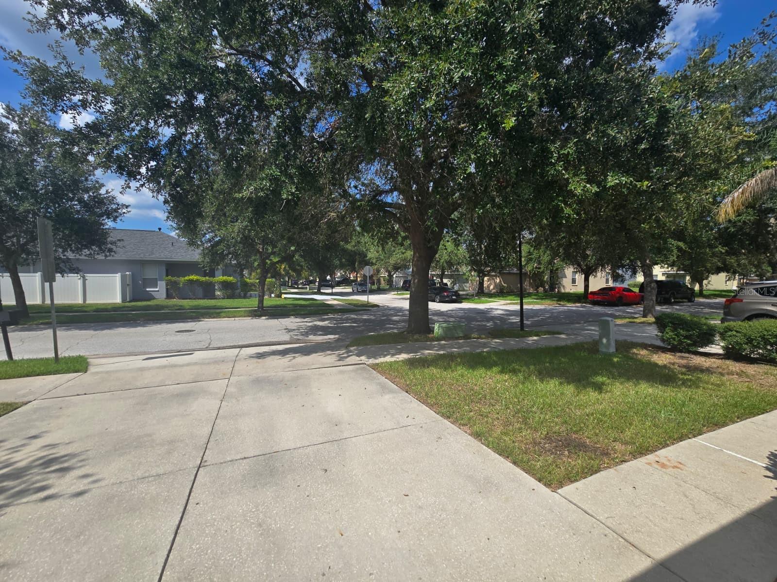 Image 22 of 24 For 10303 Avelar Ridge Drive