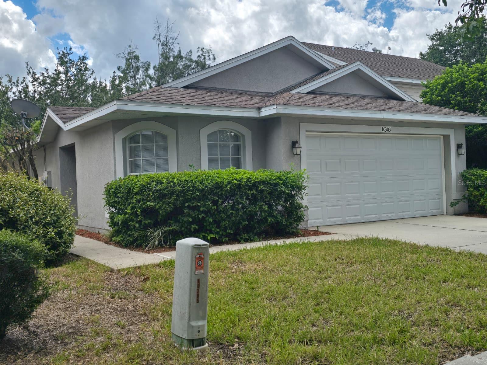 Image 28 of 29 For 10303 Avelar Ridge Drive