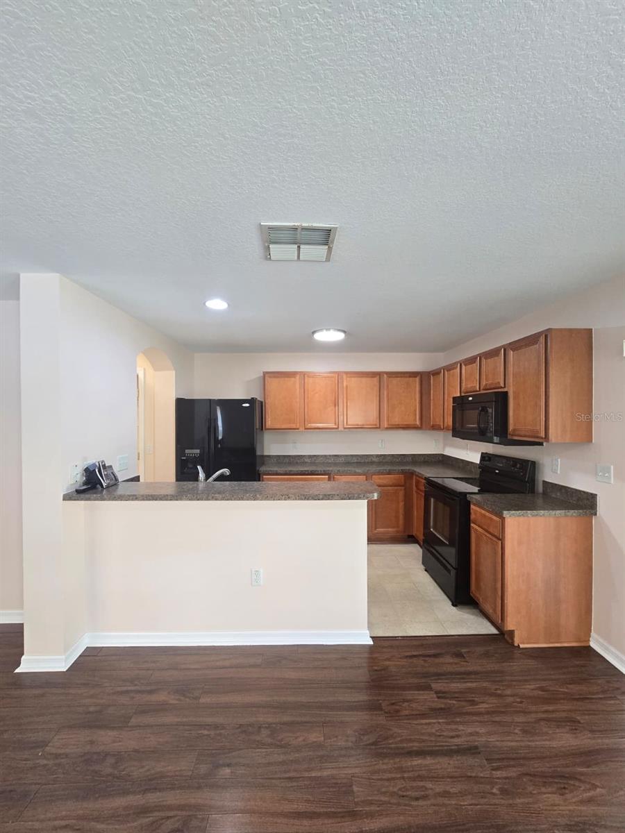 Image 3 of 34 For 4615 Limerick Drive