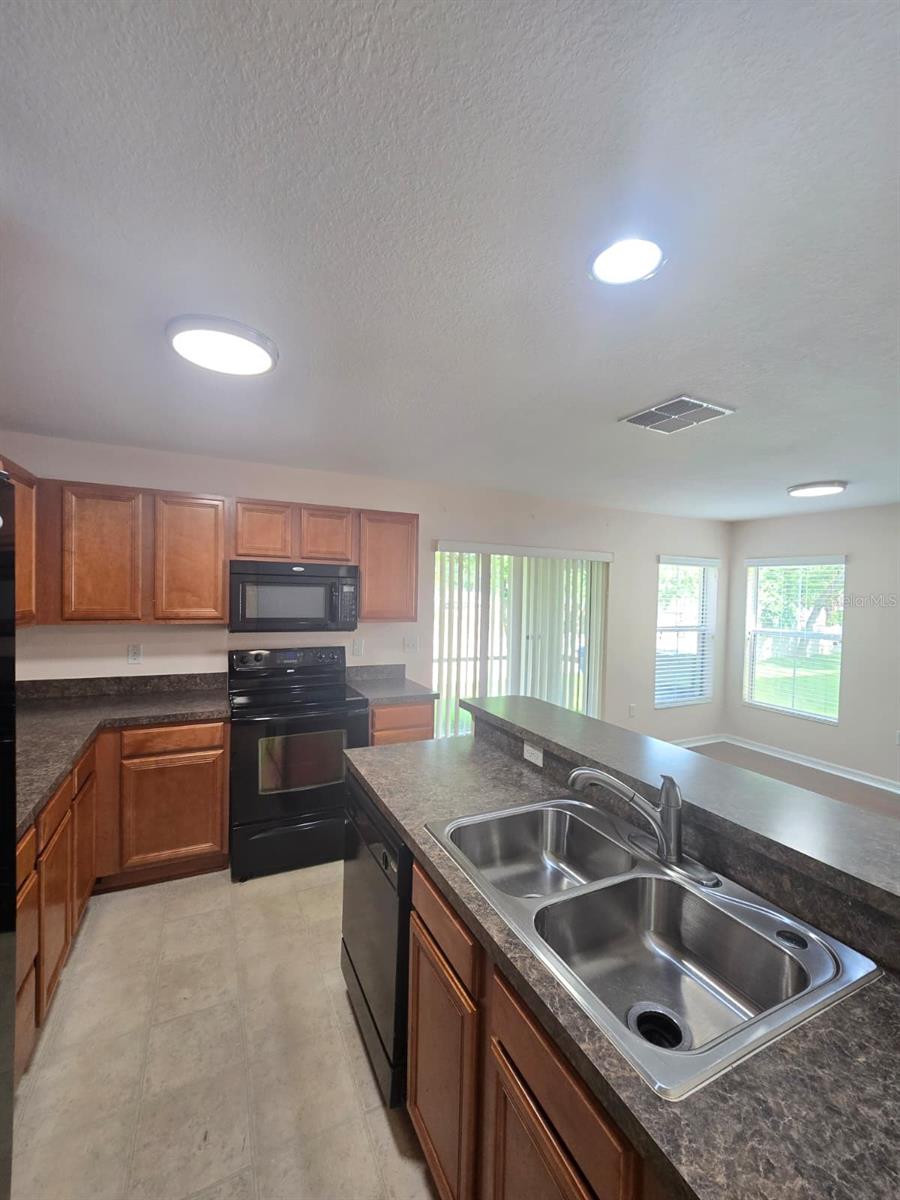 Image 6 of 34 For 4615 Limerick Drive