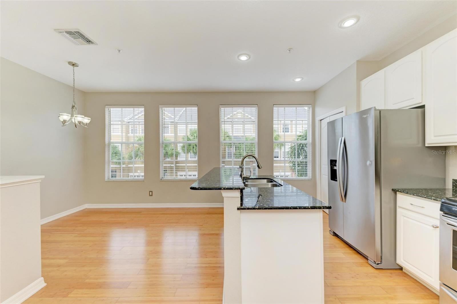 Image 20 of 65 For 2926 Bayshore Pointe Drive