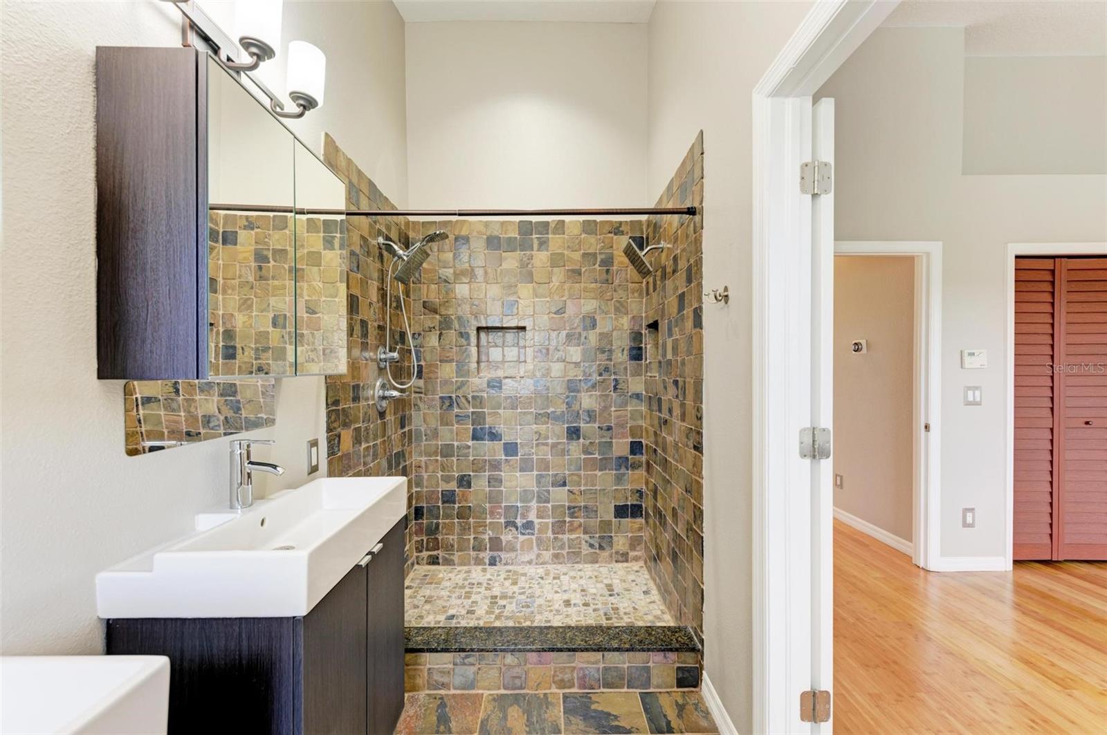 Image 31 of 65 For 2926 Bayshore Pointe Drive