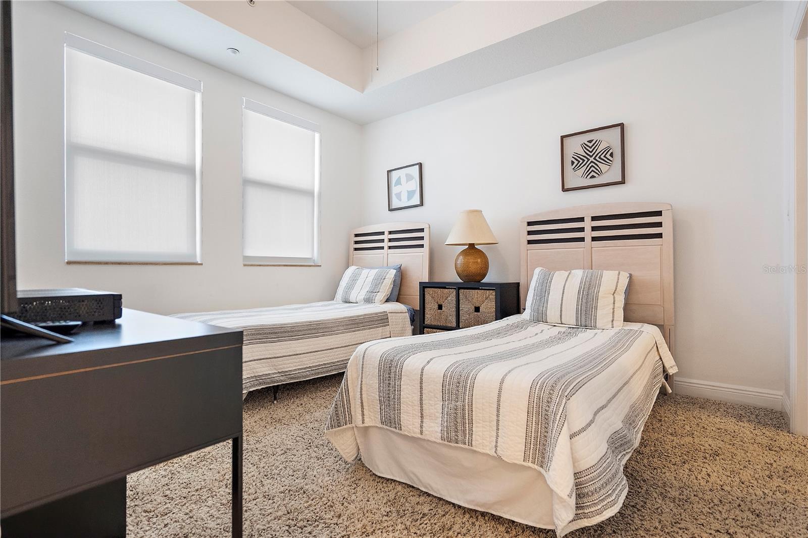 Image 44 of 51 For 17735 Gulf Boulevard 405