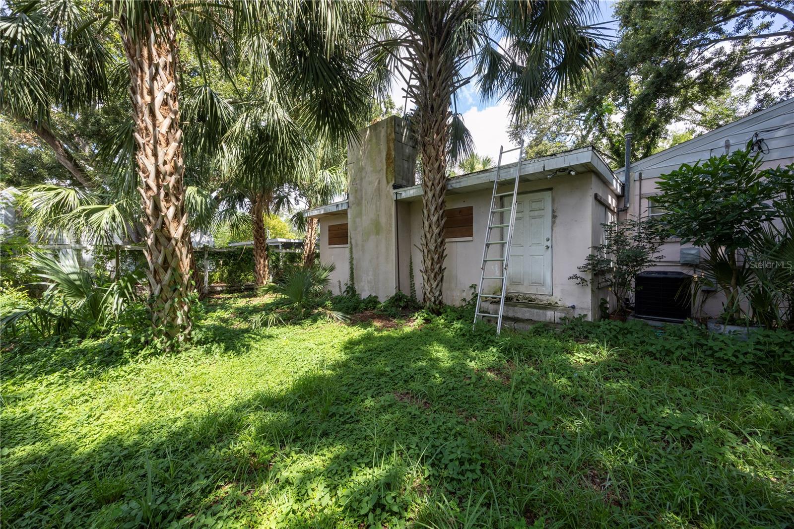 Image 11 of 27 For 4008 Estrella Street