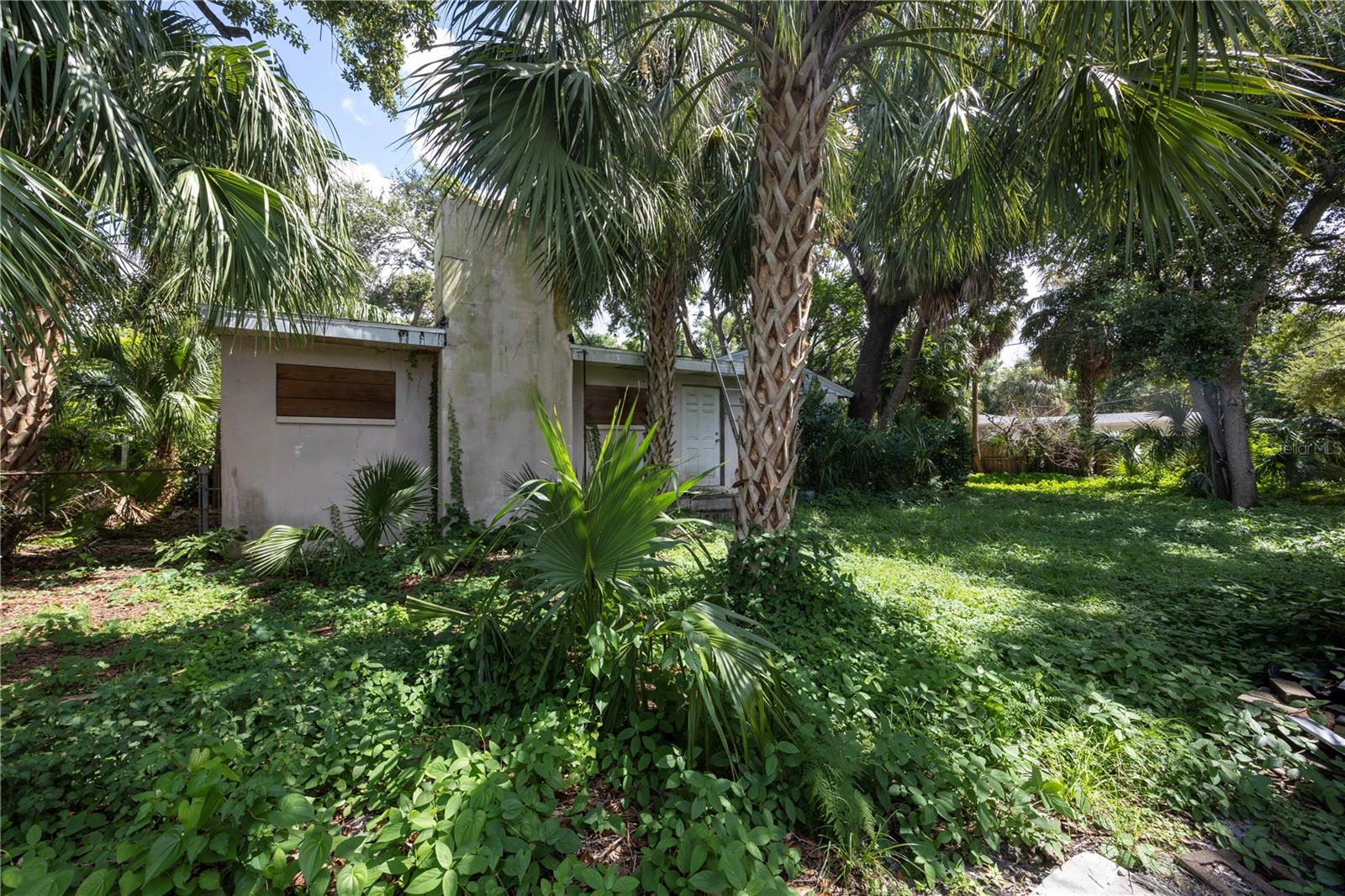 Image 12 of 27 For 4008 Estrella Street