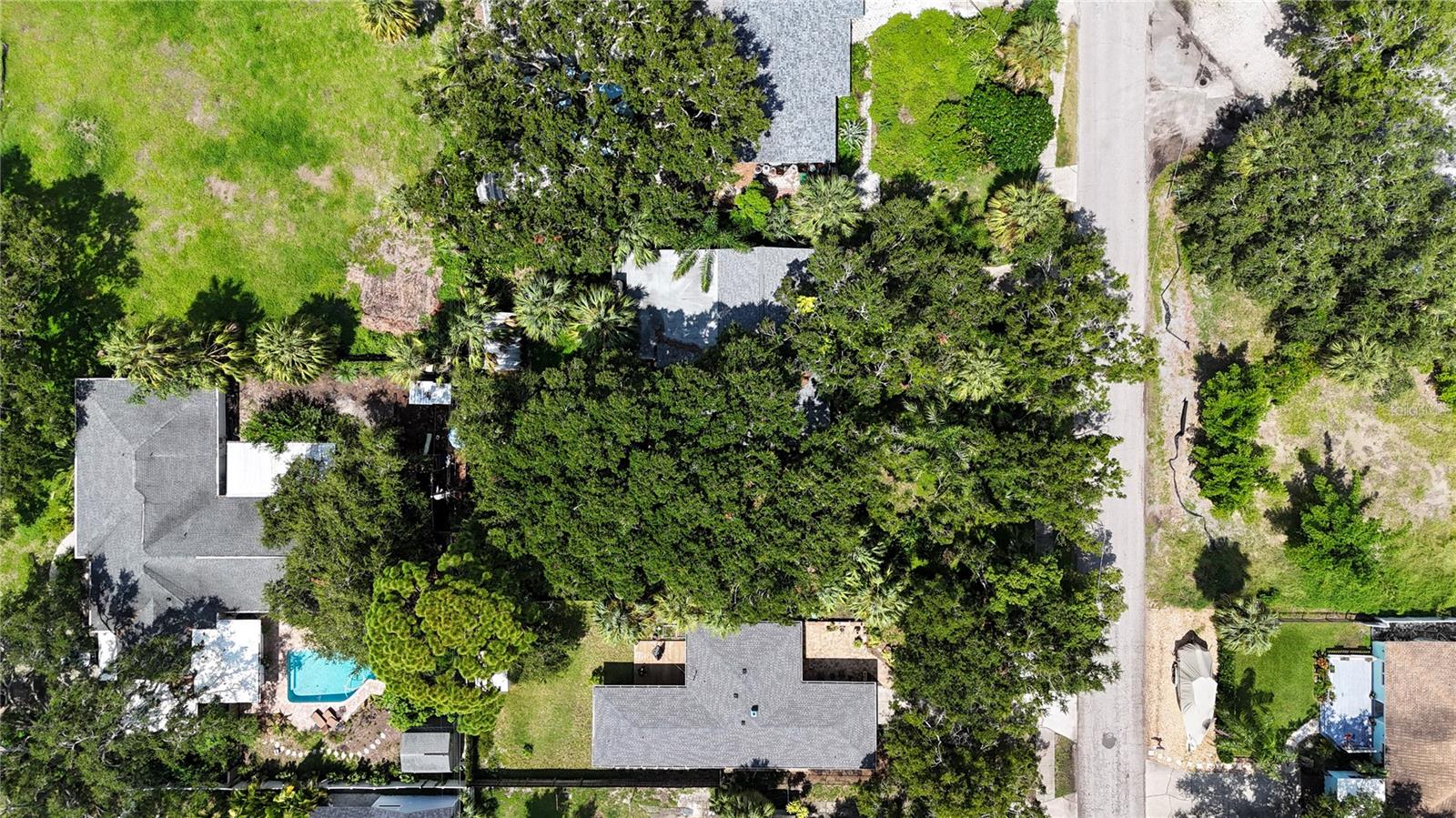 Image 21 of 27 For 4008 Estrella Street