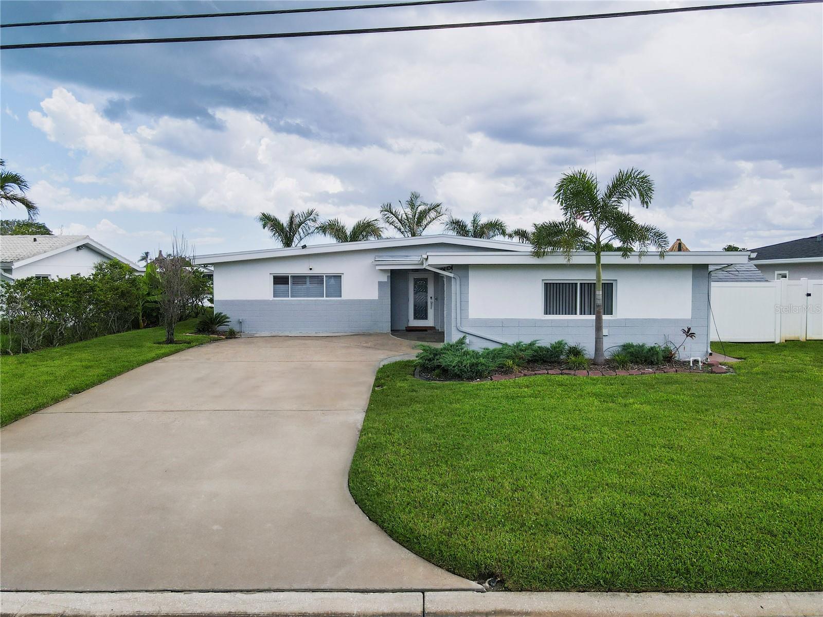 Image 3 of 62 For 730 115th Avenue