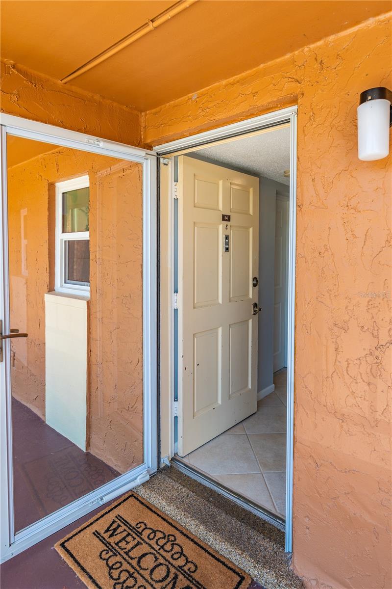 Image 3 of 31 For 12760 Indian Rocks Road 114