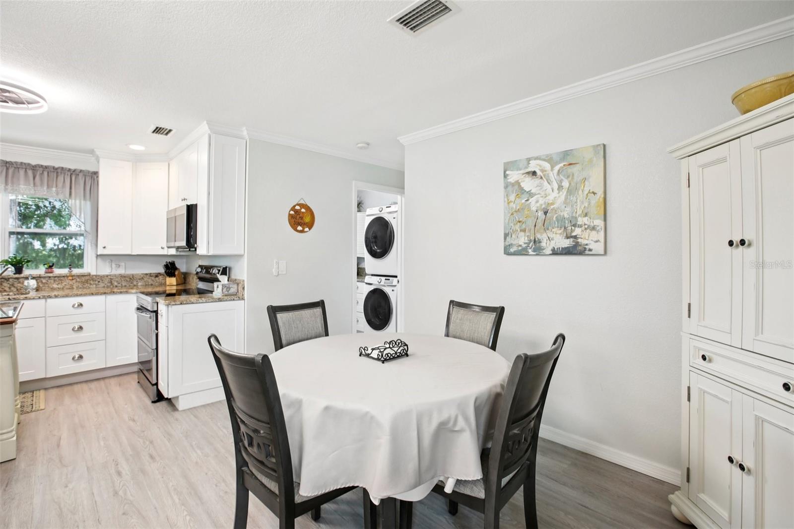 Image 14 of 48 For 10581 Pine Island Drive