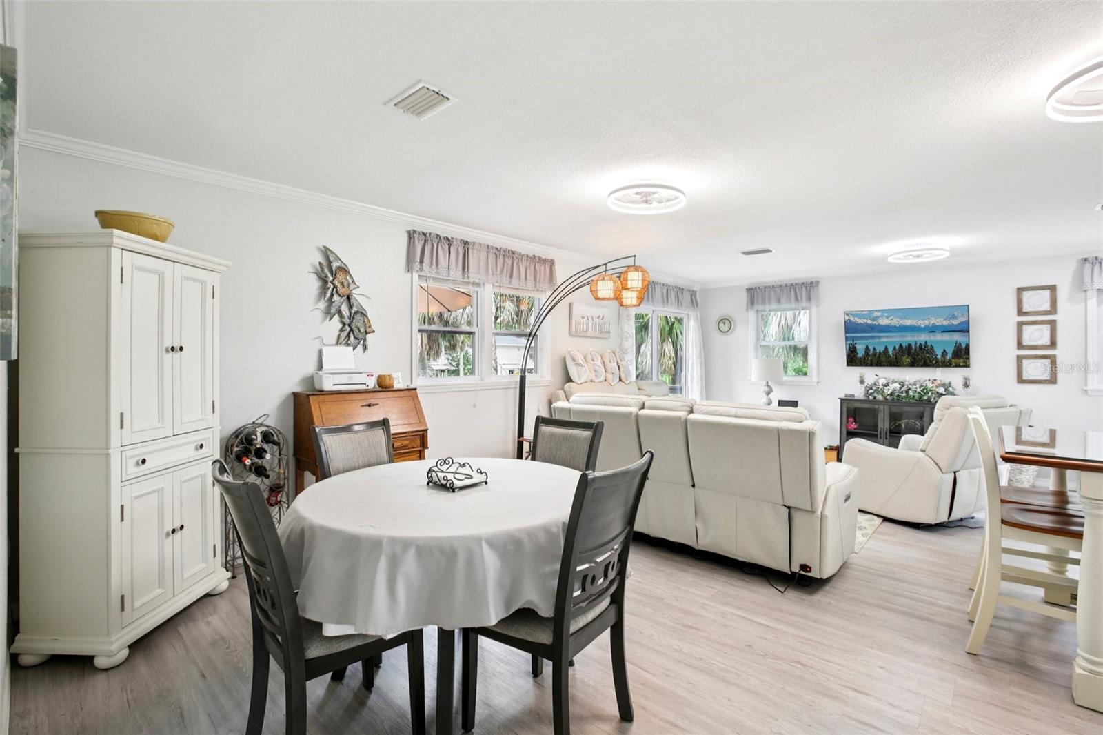 Image 15 of 48 For 10581 Pine Island Drive
