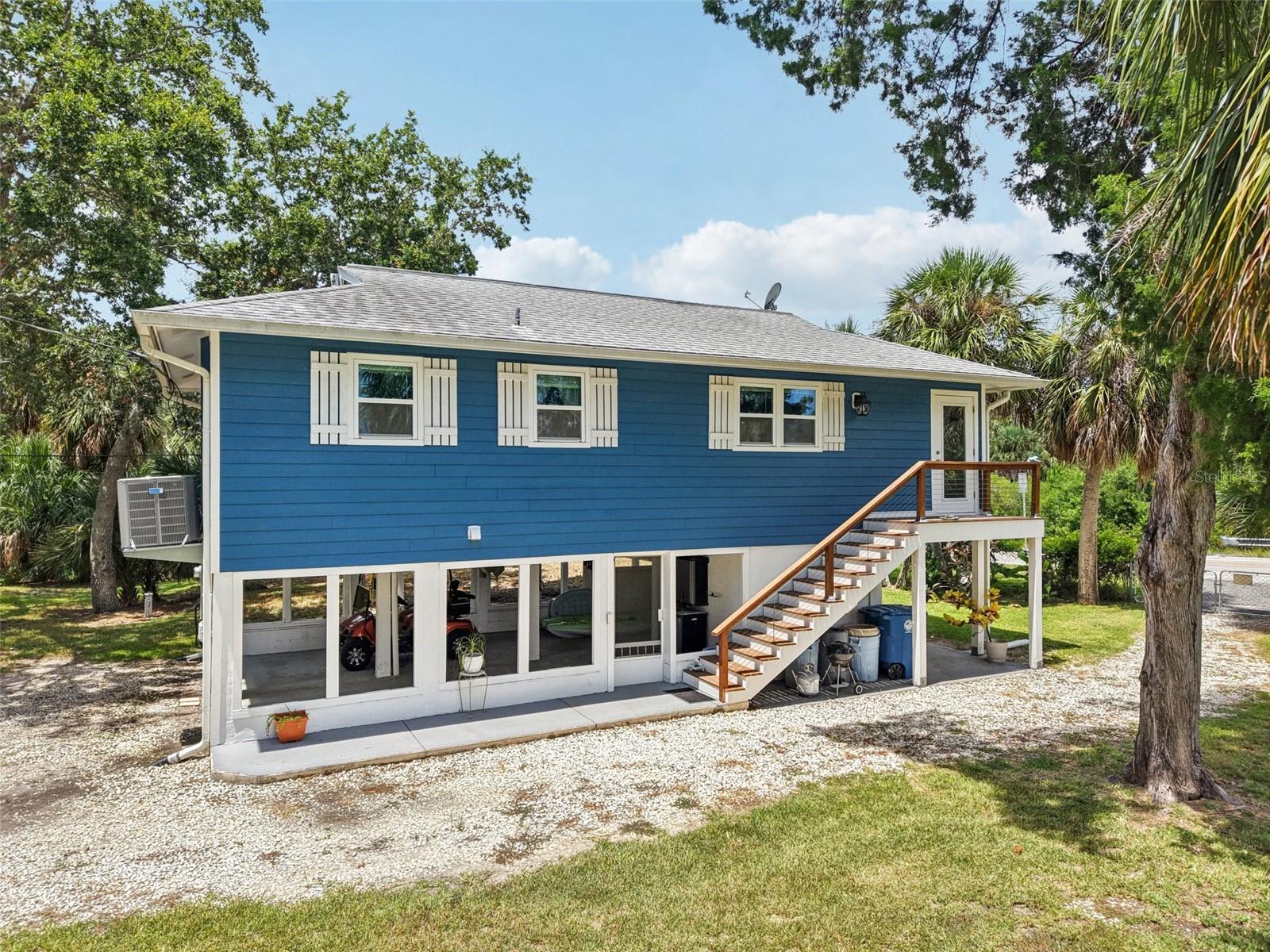 Image 42 of 48 For 10581 Pine Island Drive