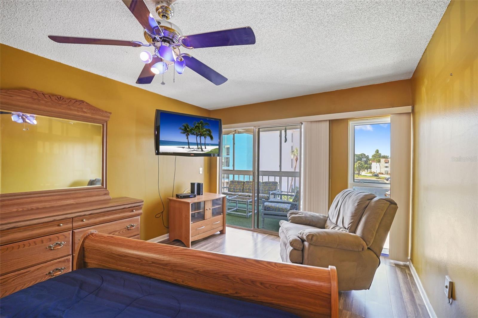 Image 16 of 41 For 4902 38th Way S 309